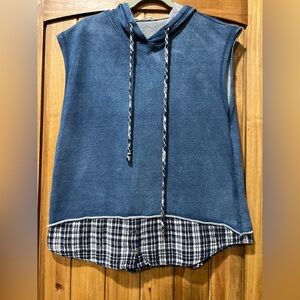 Easel Blue Sleeveless Hoodie with Plaid Detail PtoP 20”